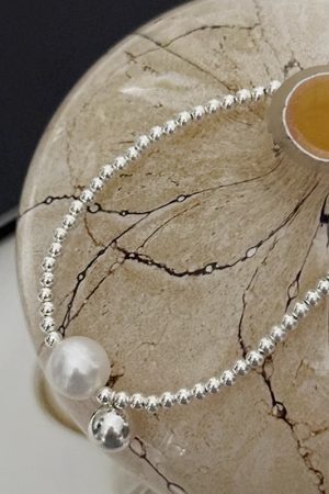 Minimalist Round Bead Bracelet for Women - Elegant Light Luxury Design, 2025 New Style, Chic High-End Accessory