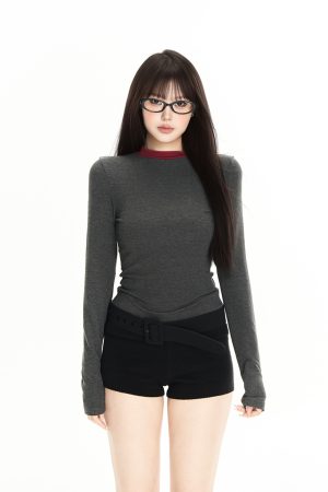 Minimalist Round Neck Pullover Long Sleeve T-Shirt for Women - Elegant Slim Fit Knit Top for Autumn Fashion