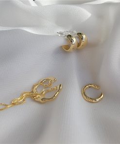 Minimalist Set of Niche Design Ear Cuffs - Light Luxury Ear Studs & Clip-On Earrings for Women, No Piercing Needed