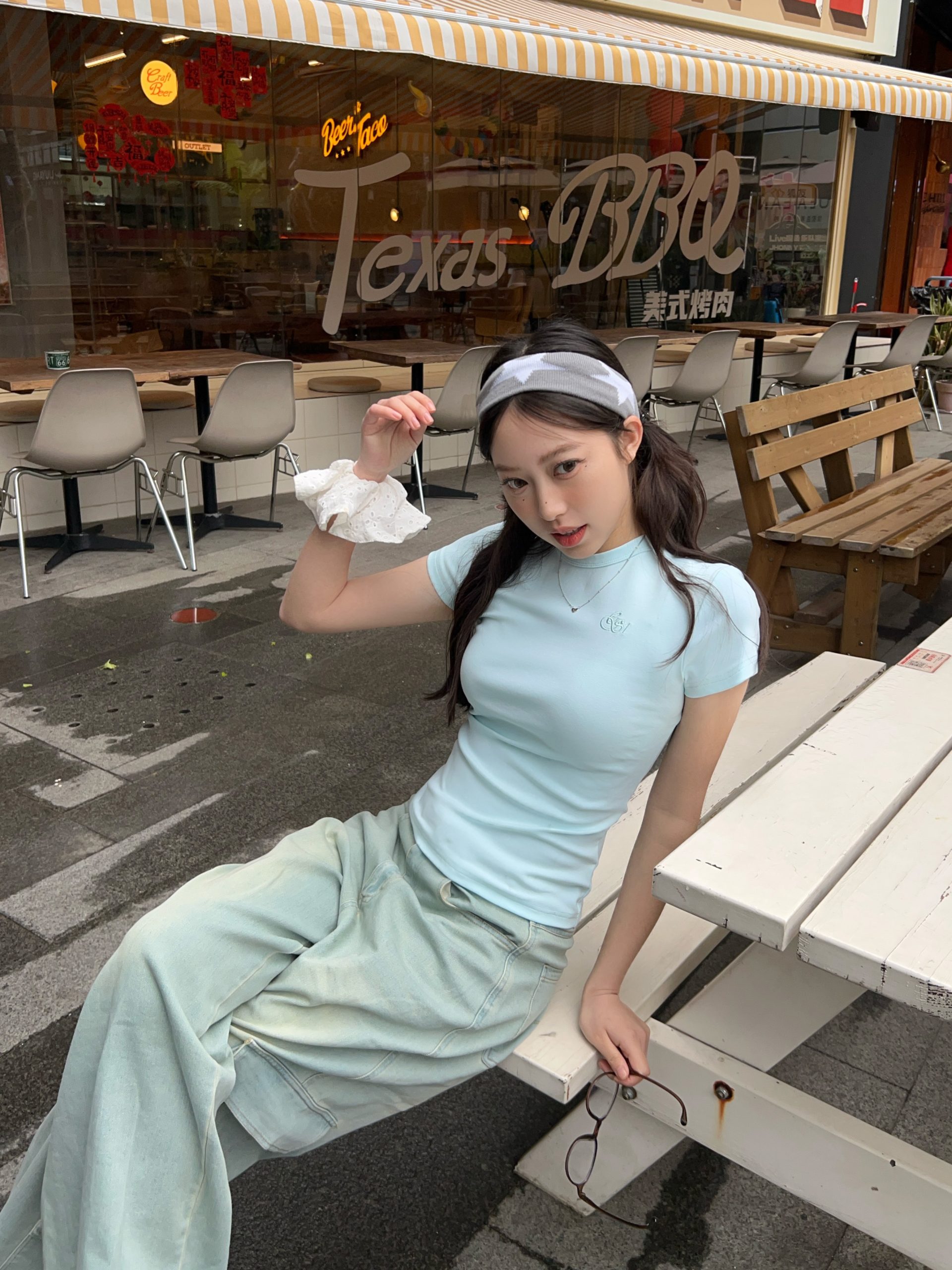 Minimalist Slim-Fit Round Neck Short Sleeve T-Shirt for Women - Classic Four-Color Design, Perfect for Casual Y2K Style Minimalist Slim-Fit Round Neck Short Sleeve T-Shirt for Women - Classic Four-Color Design, Perfect for Casual Y2K Style