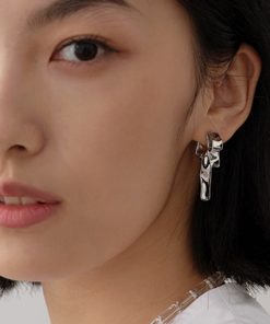 Minimalist Vintage Bow Earrings - Unique Irregular Design, Versatile Niche Style for Everyday Elegance