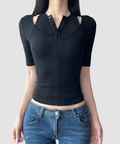 Minimalist White V-Neck Sleeveless Vest with Black Waist-Cinching Two-Piece Top - American Style Fashion for Chic Outfits