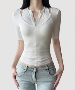 Minimalist White V-Neck Sleeveless Vest with Black Waist-Cinching Two-Piece Top - American Style Fashion for Chic Outfits