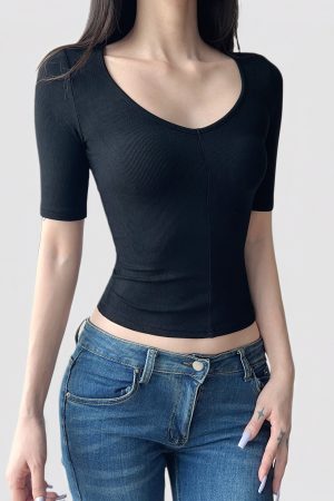 Minimalist White V-Neck Sleeveless Vest with Black Waist-Cinching Two-Piece Top - American Style Fashion for Chic Outfits