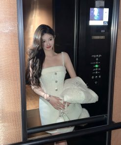 Mink Velvet White Woolen Suspender Dress for Autumn Winter - Heavy-Duty Fitted Short Skirt, Cozy Layering Essential