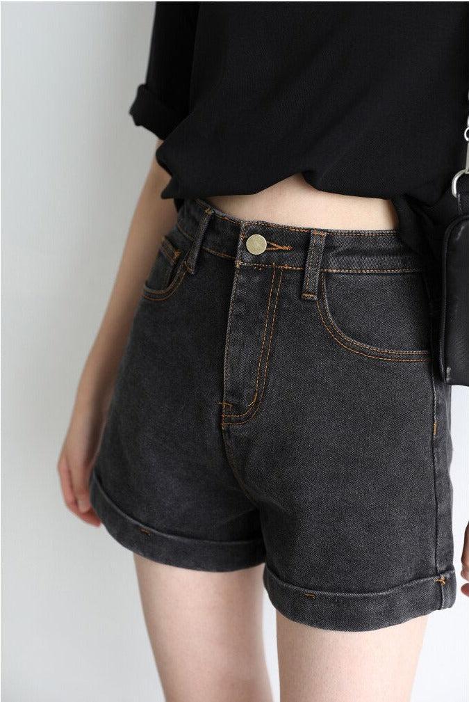 Modest Fits Casual, College Fits Aesthetic - Grunge Black Jean Shorts Modest Fits Casual, College Fits Aesthetic - Grunge Black Jean Shorts