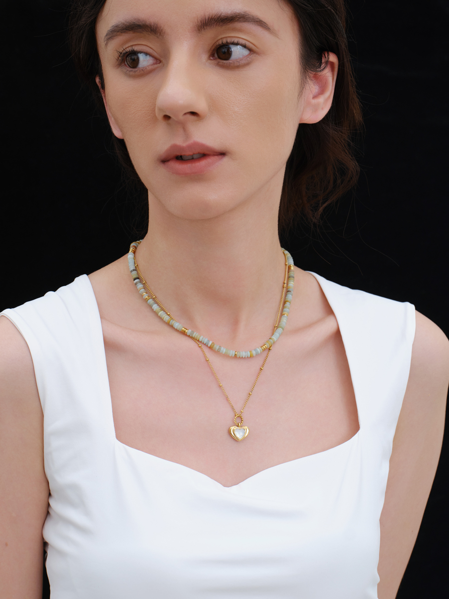 Morandi Mint Green Gold-Plated Natural Stone Pearl Beaded Heart Stacking Necklace - Y2K French Niche Jewelry Morandi Mint Green Gold-Plated Natural Stone Pearl Beaded Heart Stacking Necklace - Y2K French Niche Jewelry