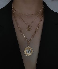 Multi-Layer Minimalist Necklace with Round Discs and Butterfly Design, Diamond Inlaid Collarbone Chain, European and American Style