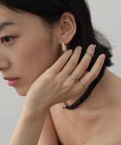 Multi-Layered Geometric Line Style Diamond-Inlaid Fingertip Ring for Women - Trendy Art Design Fashion Accessory