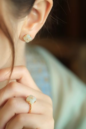 Natural Hetian Jade Four-Leaf Clover Ring for Women - 18K Gold-Plated Luxury Jade Index Finger Ring, Elegant Women's Jewelry