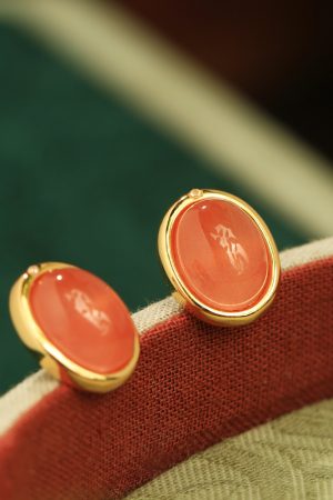 Natural Nanhong Raw Stone Silver Ear Studs for Women, Chinese Style Red Jade Agate Earrings, Birth Year Jewelry, Boho Chic