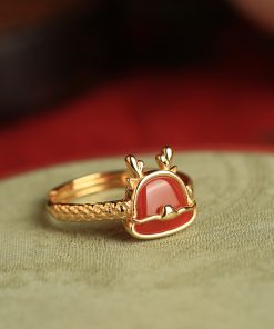 Natural Red Agate Dragon Ring for Women - Chinese Style Light Luxury Retro Silver & Gold-Plated Design