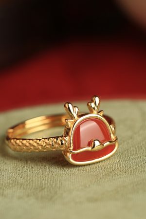 Natural Red Agate Dragon Ring for Women - Chinese Style Light Luxury Retro Silver & Gold-Plated Design