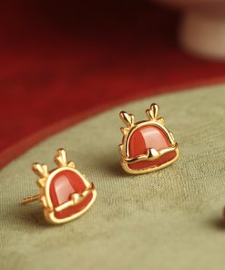 Natural Red Agate Dragon Ring for Women - Chinese Style Light Luxury Retro Silver & Gold-Plated Design