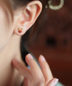 Natural Red Deer Antler Agate Stud Earrings for Women, Retro Zodiac Design, National Style, Bohemian Jewelry for Unique Fashion