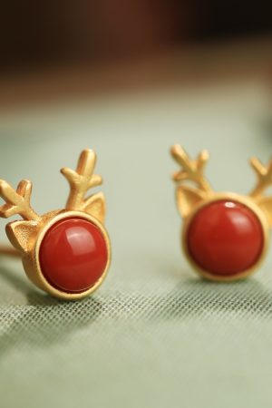Natural Red Deer Antler Agate Stud Earrings for Women, Retro Zodiac Design, National Style, Bohemian Jewelry for Unique Fashion