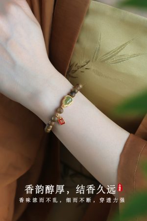 Natural Yunnan Agarwood Bracelet for Women with Hetian Jade Gourd and Sandalwood - Mood Stabilizing Jewelry Accessory