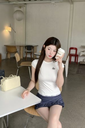 Navy Blue Lace Splicing Slim-Fit Short Sleeve T-Shirt - Skin-Friendly Antibacterial Basic Top for Y2K and Korean Style Fashion