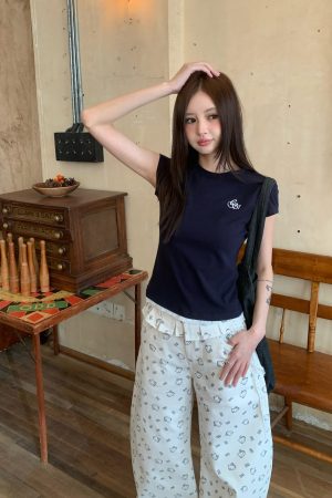 Navy Blue Lace Splicing Slim-Fit Short Sleeve T-Shirt - Skin-Friendly Antibacterial Basic Top for Y2K and Korean Style Fashion