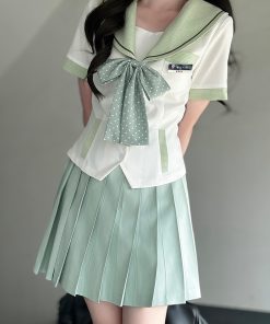Navy Collar Plaid Splicing Short Sleeve Top - Women's Summer JK Uniform Style Set with Pudding Bear Design