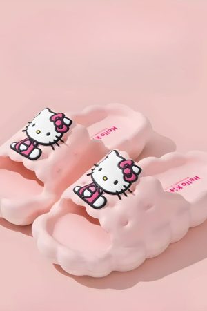 Nyc Outfits, Business Outfit - Hello Kitty Cloud Slippers