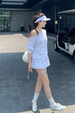 Off-Shoulder Black and White T-Shirt for Women - Slimming High-End Feel, Versatile Summer Style