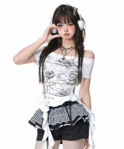 Off-Shoulder Spicy Personality Printed Short-Sleeve T-Shirt for Women, Irregular Flowing Ribbon, Versatile American Style Top