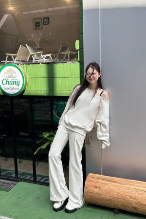 Off-Shoulder Sweatshirt and Deep Gray Half-Skirt Casual Outfit - Trendy American Style with Long Pants for Effortless Chic Look