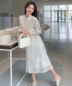 Off-White Buttoned Cold-Style Two-Piece Dress Set - Trendy Exquisite Outfit for 2025 Y2K Vibes and Modern Fashion Lovers