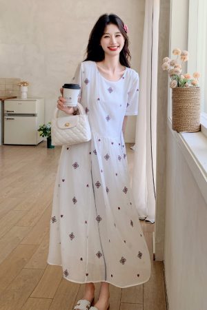 Off-White Embroidered Tea-Length Dress for Women, 2025 Summer French Sweet Style, Loose Fit, Slimming Design
