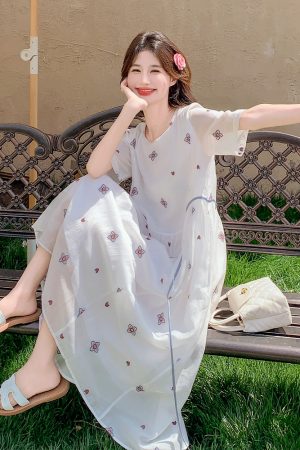 Off-White Embroidered Tea-Length Dress for Women, 2025 Summer French Sweet Style, Loose Fit, Slimming Design