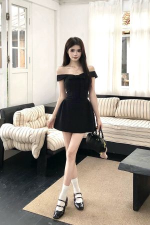One-Shoulder Bow Dress for Women - French Style Off-Shoulder Mini Dress with Sweet Design, Perfect for Summer Fashion