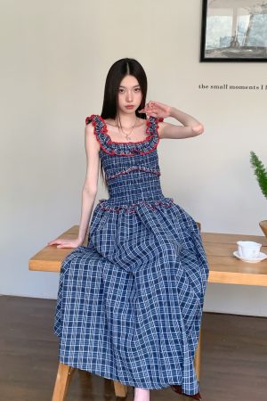 One-Shoulder Contrast Color Strap Dress with Dark Blue Wood Ear Edge - Spring Summer Heartbeat Long Skirt Fashion Dress