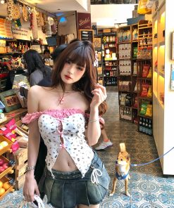 One-Shoulder Cropped T-Shirt for Women - Summer Waist-Cinching Slim Fit White Top with Sweet Dream Design, Spicy Girl Style