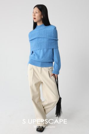 One-Shoulder Knitted Sweater Set with Chimney Neck in Supercape Lazy Atmosphere Style