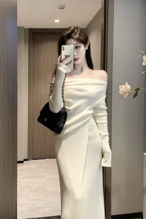 One-Shoulder Knitted Top and Skirt Set for Women - French Style Off-Shoulder Long Sleeve Autumn Winter Fashion