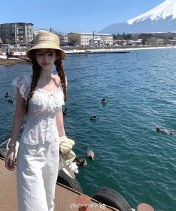 One-Shoulder Lace Edge Short Sleeve Shirt for Women - High-End Summer Off-Shoulder Top in Pure Desire Style