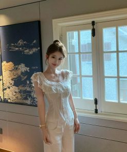 One-Shoulder Lace Edge Short Sleeve Shirt for Women - High-End Summer Off-Shoulder Top in Pure Desire Style