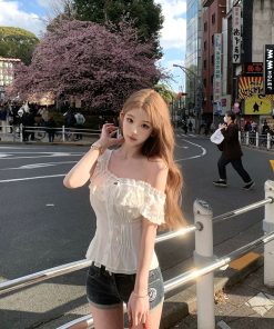 One-Shoulder Lace Edge Short Sleeve Shirt for Women - High-End Summer Off-Shoulder Top in Pure Desire Style