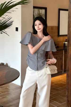 One-Shoulder Lace Striped Short Sleeve Shirt for Women - Elegant Waist-Defining Slim Top, 2025 Summer Style, Y2K Fashion