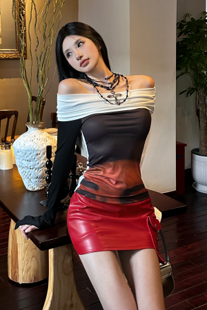 One-Shoulder Long Sleeve Slim-Fit Top with Off-Shoulder Design and Matching Half Skirt - Feminine Fashion for Spicy Girl Style