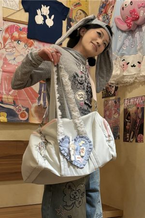 One-Shoulder Y2K Heart Crossbody Tote Bag - Girl's Large Commuter Underarm Bag for Millennium Style