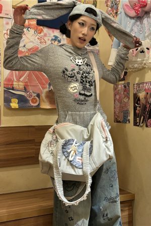 One-Shoulder Y2K Heart Crossbody Tote Bag - Girl's Large Commuter Underarm Bag for Millennium Style