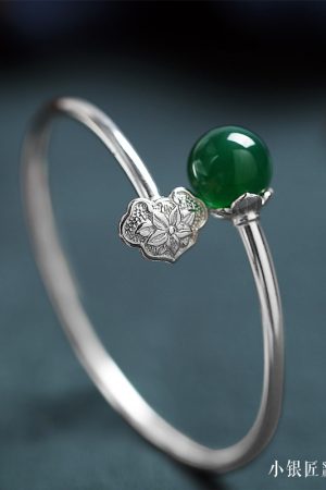 Open-Ended 925 Sterling Silver Ruyi Bracelet for Women with Natural Green Agate Crystal - Simple Elegant Longevity Design