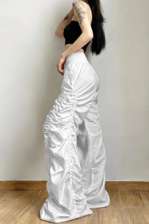 Outfit For Girls Aesthetic, Girl Style Aesthetic - Ruched Parachute Pants