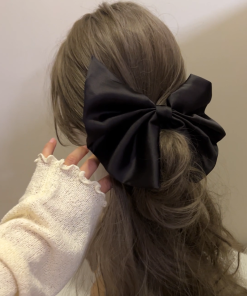 Oversized Bow Hair Clip - Minimalist Black and White Spring Accessory - High-End Korean Style Fashion Statement