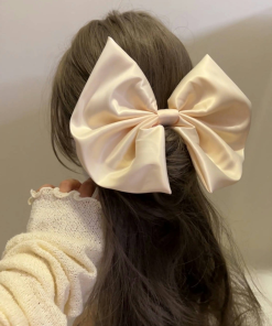 Oversized Bow Hair Clip - Minimalist Black and White Spring Accessory - High-End Korean Style Fashion Statement