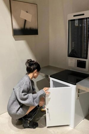 Oversized Pumpkin Korean Style V-Neck Loose Knit Cardigan - Versatile and Slimming Women's Sweater Coat