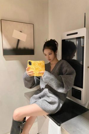 Oversized Pumpkin Korean Style V-Neck Loose Knit Cardigan - Versatile and Slimming Women's Sweater Coat