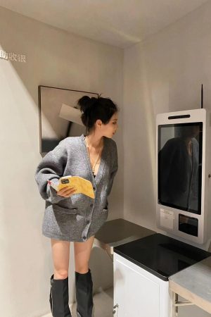 Oversized Pumpkin Korean Style V-Neck Loose Knit Cardigan - Versatile and Slimming Women's Sweater Coat